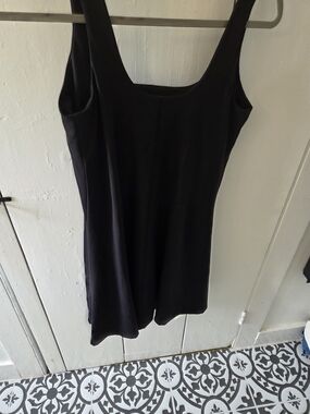 Old Navy Black Sleeveless Mini Scoop Dress